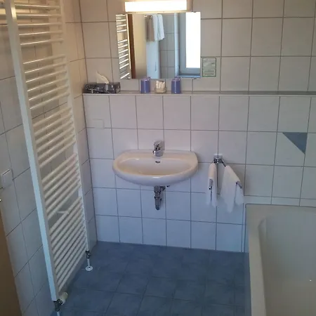 Sorella Hotel 3*